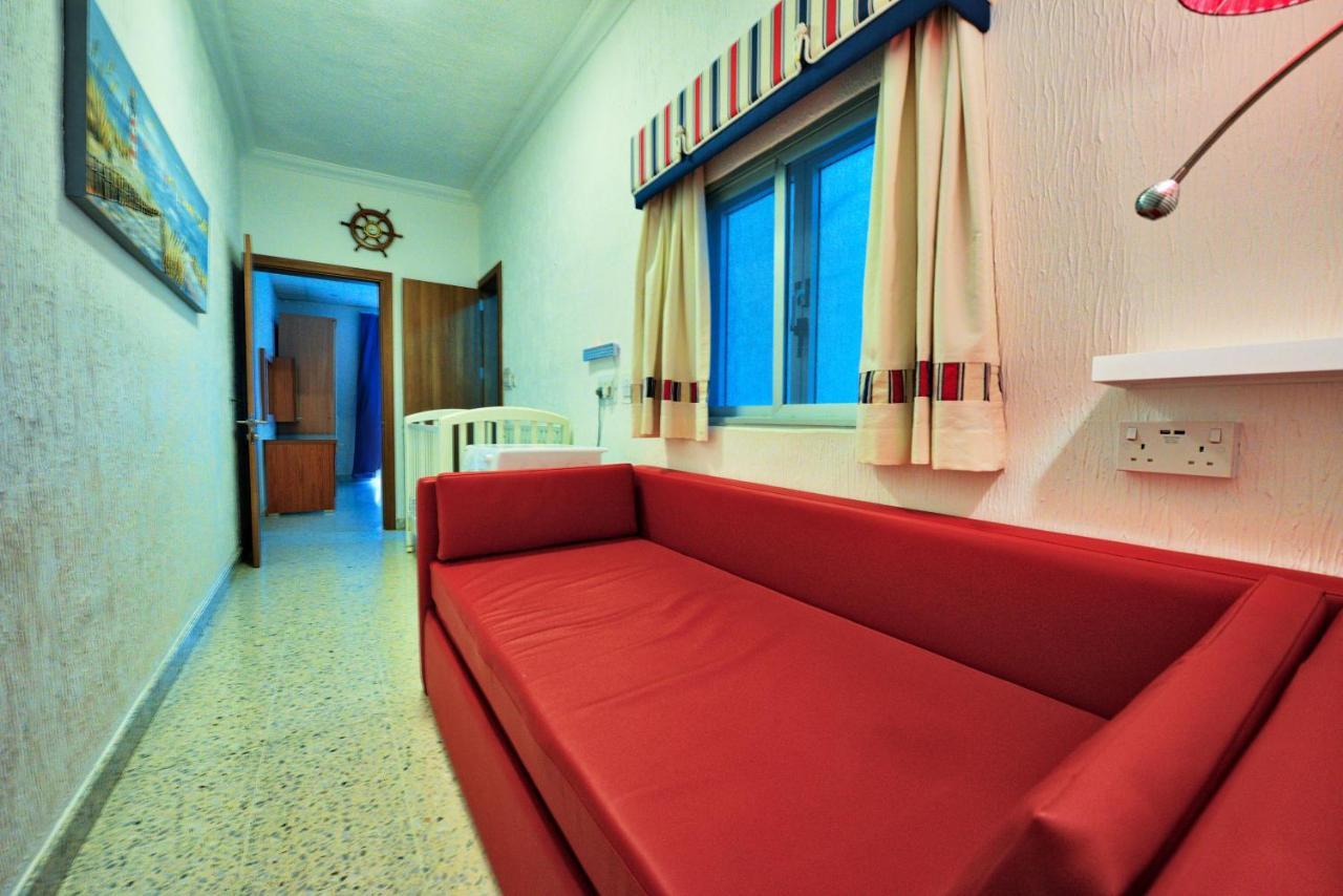 Beachfront With Seaviews Apartment No56 Award Winner Unbeatable Location For Closeness To The Sea Ideal For Guests Looking For Winter Spring And Autumn Breaks In Sunny Malta Also Ideal For Coastal Hikers Mellieħa Eksteriør bilde