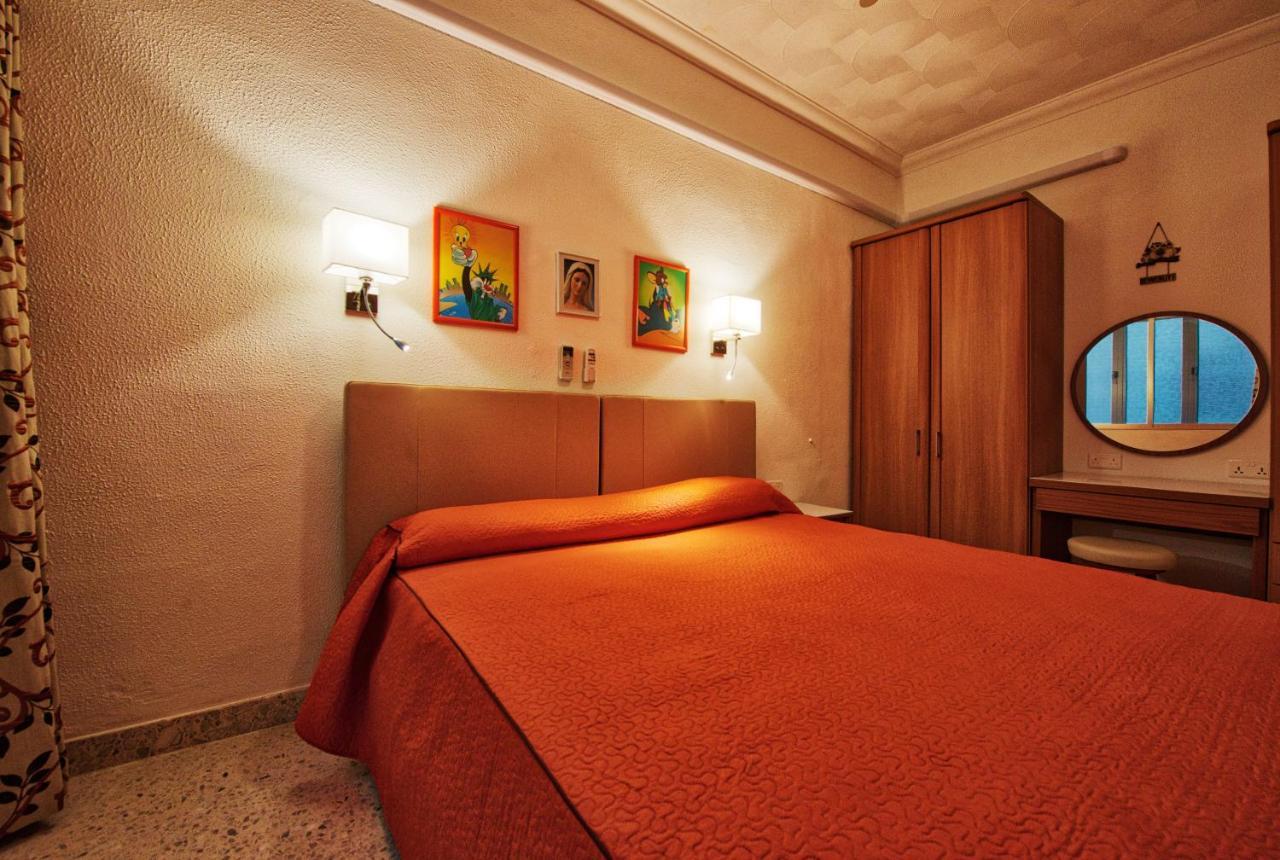 Beachfront With Seaviews Apartment No56 Award Winner Unbeatable Location For Closeness To The Sea Ideal For Guests Looking For Winter Spring And Autumn Breaks In Sunny Malta Also Ideal For Coastal Hikers Mellieħa Eksteriør bilde